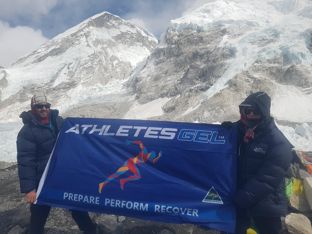 Athletes Gel take Flag Factory to the highest point on Earth